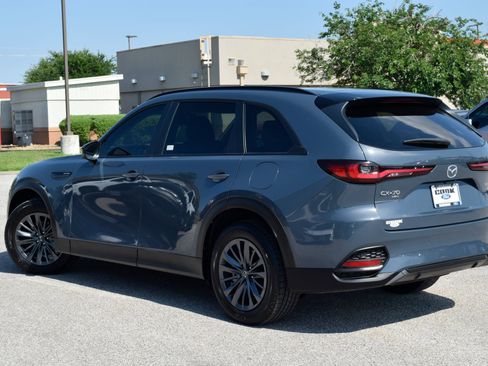Used 2025 MAZDA CX-70 3.3 Turbo w/ Preferred Package AWD/4WD image 4