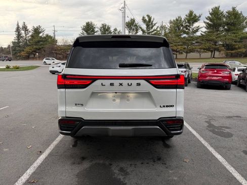 Used 2026 Lexus LX 600 4WD w/ Accessory Package (2T) image 7