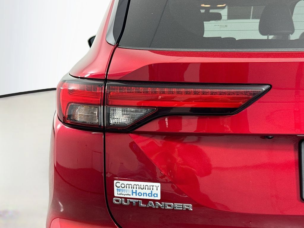 Used 2022 Mitsubishi Outlander SE AWD/4WD image 51