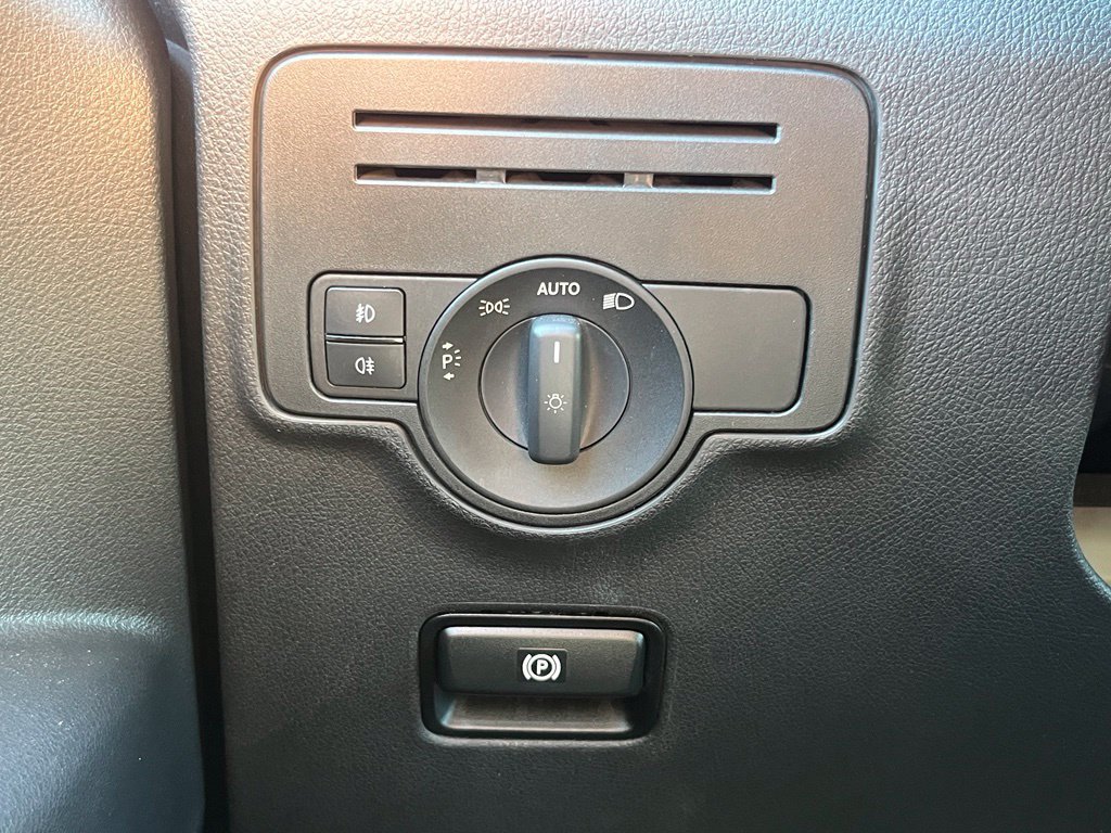 Used 2016 Mercedes-Benz Metris image 21