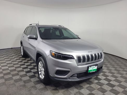 Used 2021 Jeep Cherokee Latitude FWD image 13