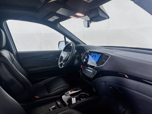 Used 2020 Honda Passport Touring image 9