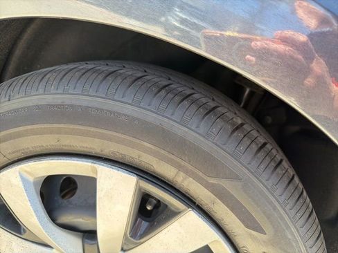 Used 2025 Honda Civic LX image 9