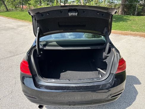Used 2016 BMW 320i xDrive Sedan AWD/4WD image 26
