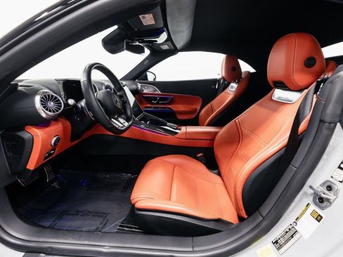 Used 2022 Mercedes-Benz SL 63 AMG 4MATIC image 9