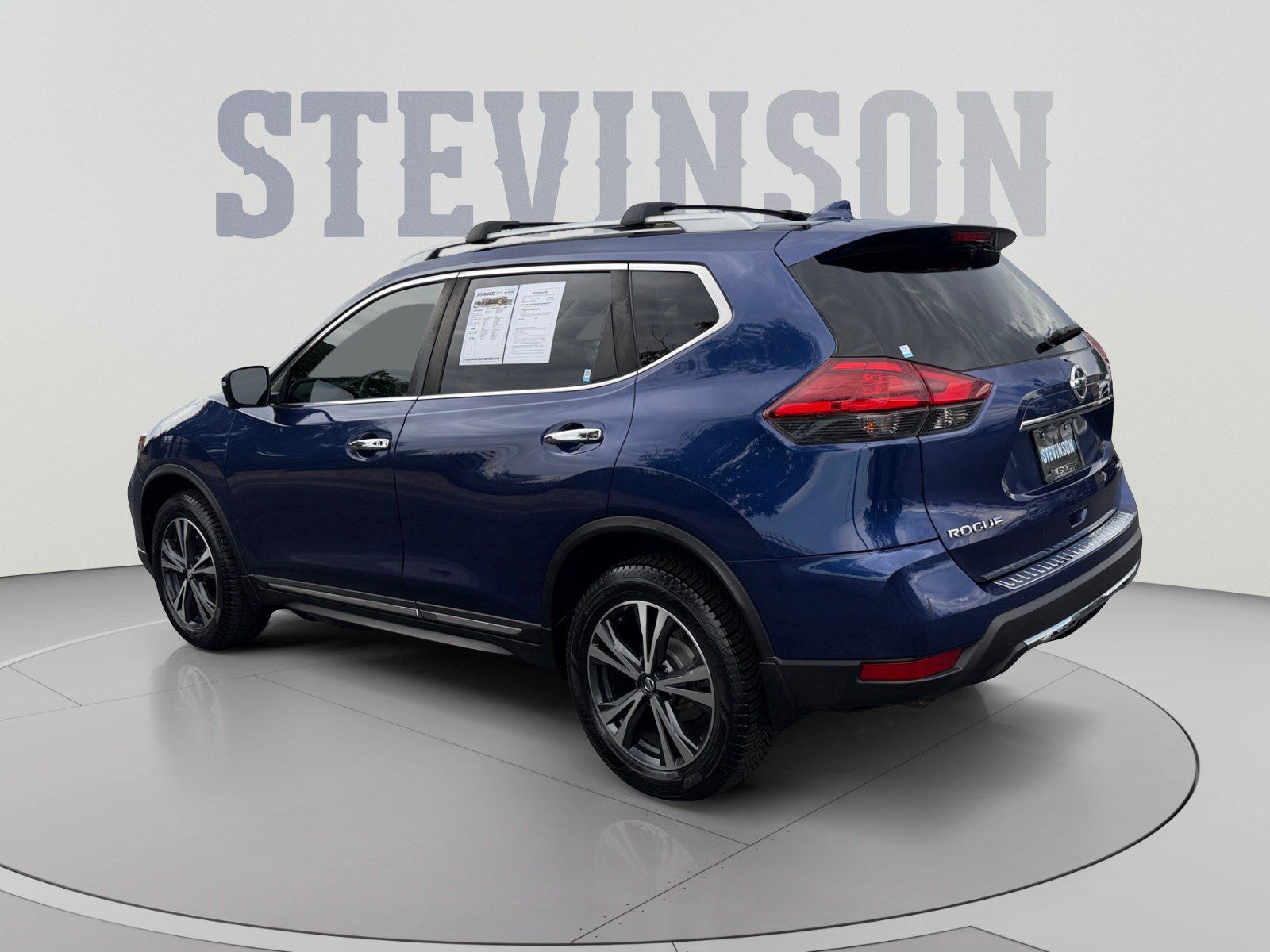 Used 2017 Nissan Rogue SL AWD/4WD image 3