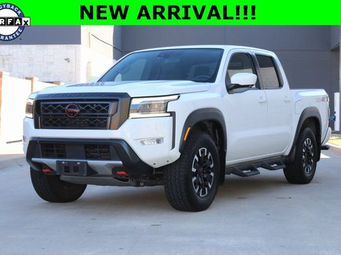 Used 2022 Nissan Frontier PRO-4X image 1