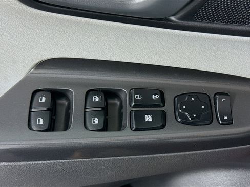 Used 2023 Hyundai Kona SEL image 24