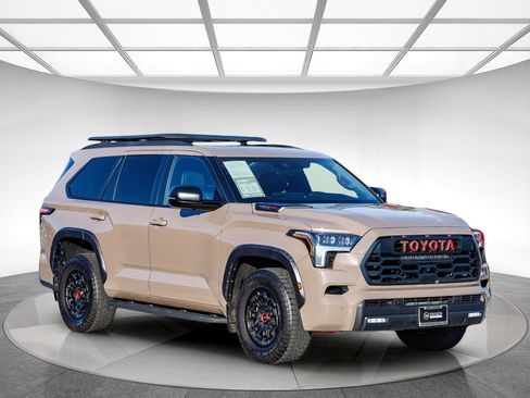Used 2025 Toyota Sequoia TRD Pro w/ TRD Performance Package (TMS) AWD/4WD image 5