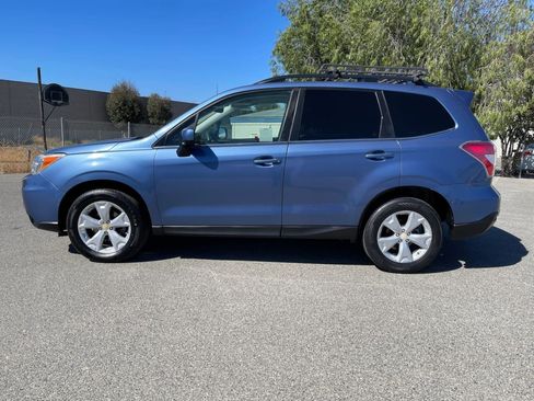 Used 2016 Subaru Forester 2.5i Limited AWD/4WD image 8