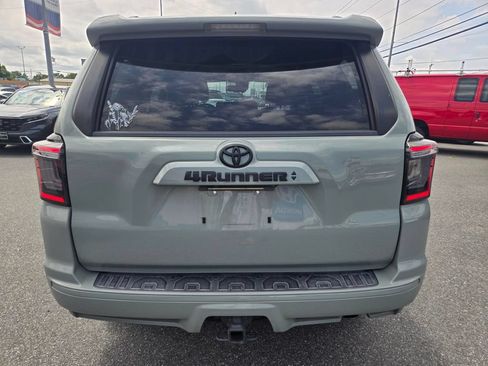 Used 2022 Toyota 4Runner TRD Sport w/ Technology Package AWD/4WD image 6