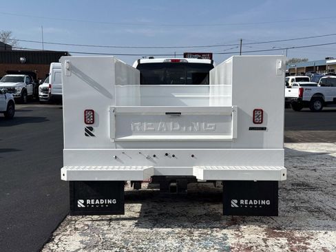 New 2026 Ford F550 4x4 Crew Cab image 4