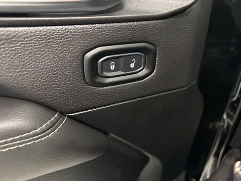 Used 2023 Jeep Wrangler Unlimited Sahara w/ Cold Weather Group image 22