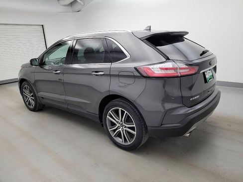 Used 2019 Ford Edge Titanium w/ Cold Weather Package AWD/4WD image 3