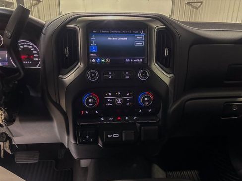 Used 2023 Chevrolet Silverado 2500 LT image 21