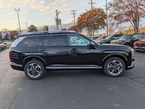 New 2026 Hyundai Palisade Limited image 3