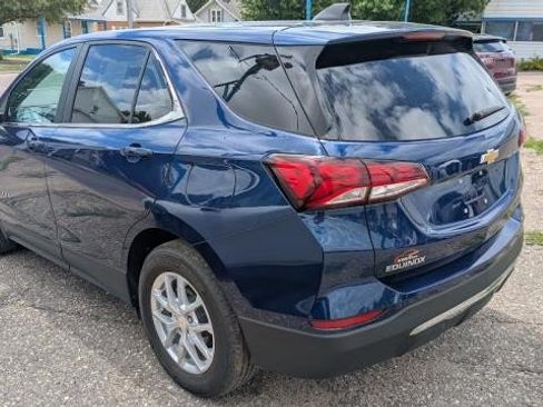 Used 2023 Chevrolet Equinox LT FWD image 4