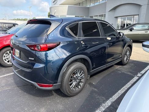 Used 2017 MAZDA CX-5 Touring w/ Preferred Equipment Package AWD/4WD image 4