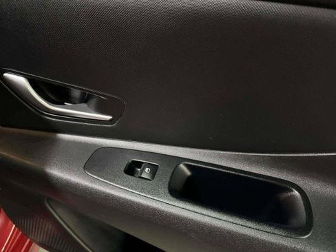 Used 2024 Hyundai Elantra SEL FWD image 46