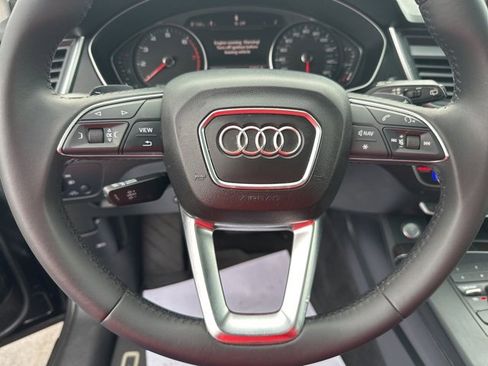 Used 2019 Audi Q5 2.0T Premium w/ Convenience Package image 9