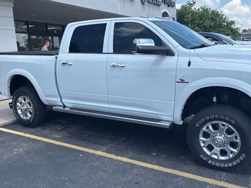 Used 2016 RAM 2500 Laramie AWD/4WD image 5