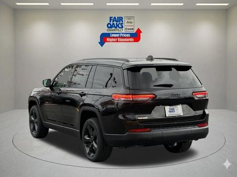 New 2025 Jeep Grand Cherokee L Laredo AWD/4WD image 8