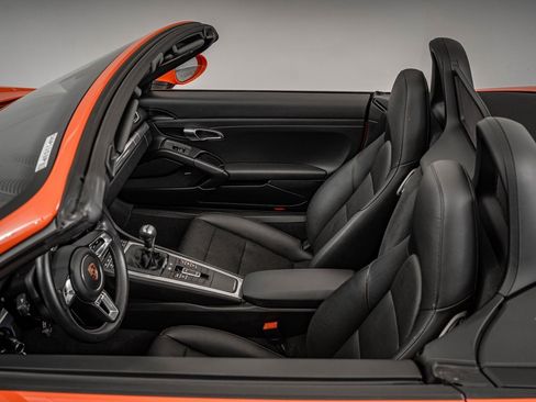 Used 2019 Porsche 718 Boxster image 22