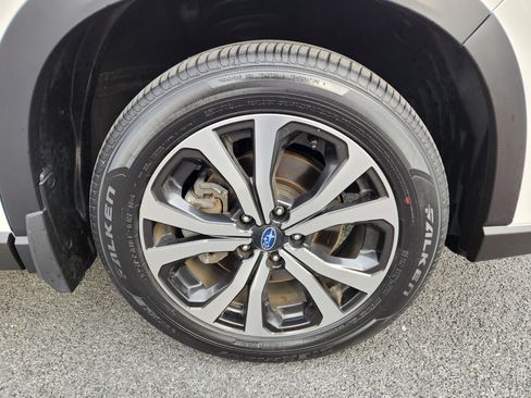 Certified 2022 Subaru Forester Limited w/ Popular Package #3 image 7