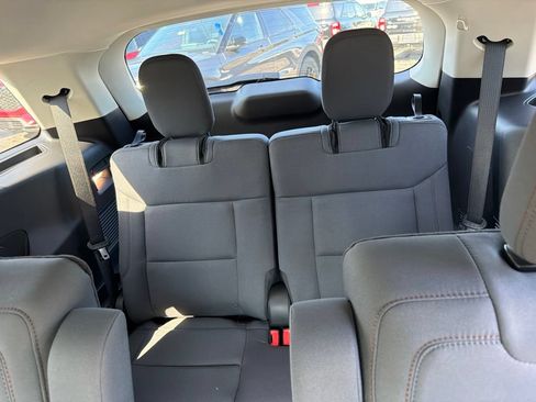 New 2026 Ford Explorer Active RWD image 12