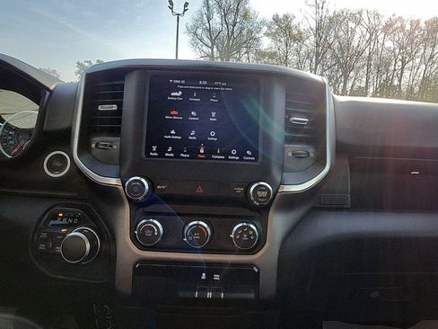 Used 2019 RAM 1500 Big Horn image 17