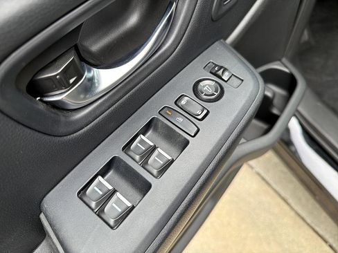 Used 2023 Honda Pilot EX-L image 10