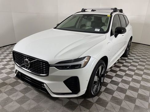 Certified 2024 Volvo XC60 T8 Plus w/ Protection Package AWD/4WD image 5