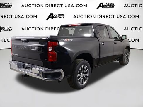Used 2024 Chevrolet Silverado 1500 LT AWD/4WD image 37