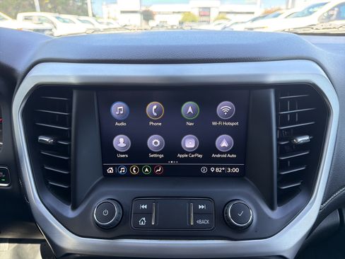 Used 2020 GMC Acadia SLT FWD image 23