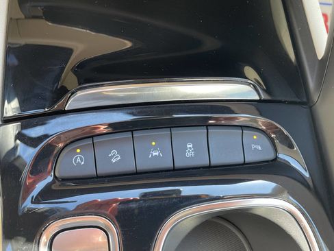 Used 2023 Buick Envision Preferred AWD/4WD image 20