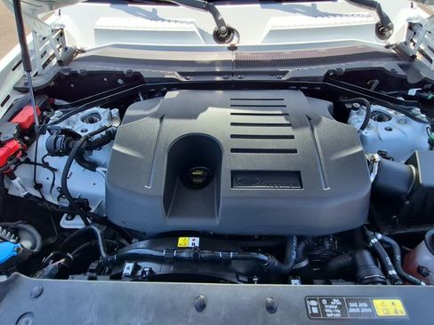 Certified 2025 Land Rover Defender 110 S AWD/4WD image 27