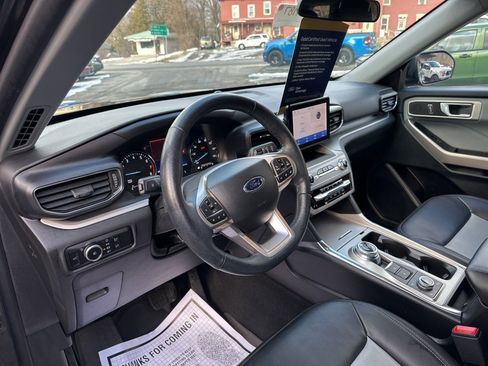 Certified 2023 Ford Explorer XLT w/ Equipment Group 202A image 13
