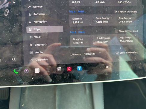 Used 2023 Tesla Model 3 Standard Range image 12