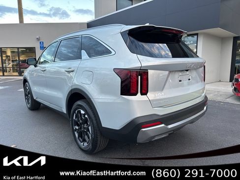 New 2026 Kia Sorento S AWD/4WD image 8