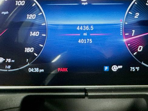 Used 2022 Mercedes-Benz C 300 4MATIC Sedan image 22