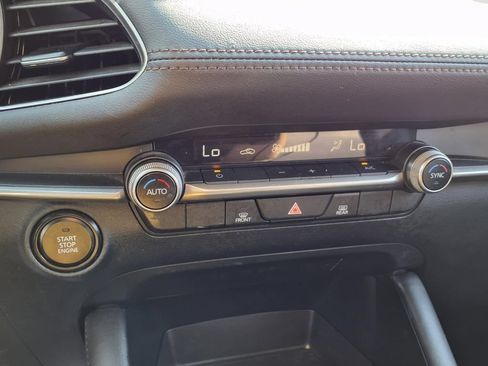 Used 2023 MAZDA MAZDA3 s FWD image 14