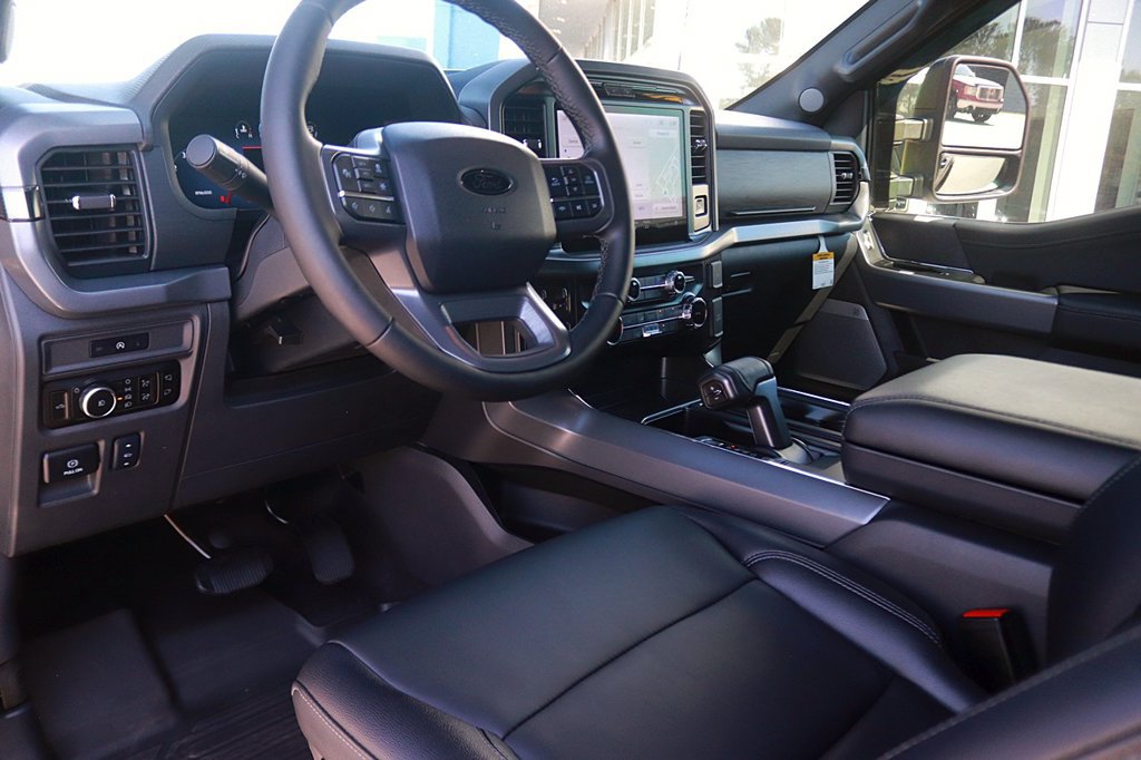 Used 2025 Ford F150 XLT w/ Equipment Group 303A High AWD/4WD image 14