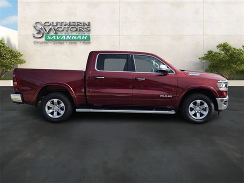 Used 2022 RAM 1500 Laramie AWD/4WD image 6