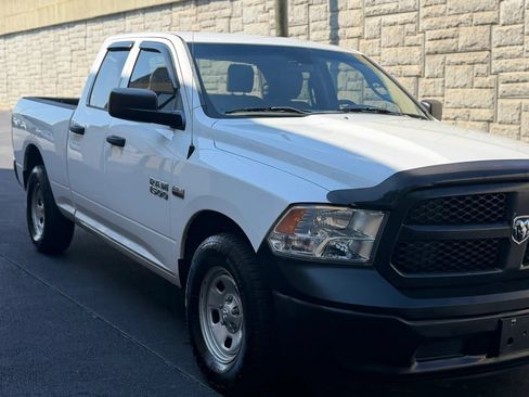 Used 2017 RAM 1500 Tradesman RWD image 34