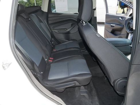 Used 2018 Ford Escape SE w/ SE Sync 3 Package FWD image 19
