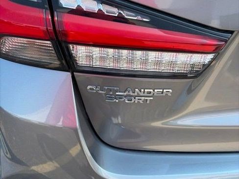 Used 2021 Mitsubishi Outlander Sport SE FWD image 24