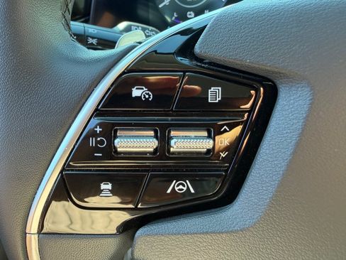 Used 2024 Kia Niro Wind FWD image 12