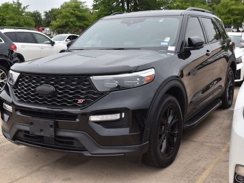 Used 2020 Ford Explorer ST w/ Premium Technology Package AWD/4WD image 2