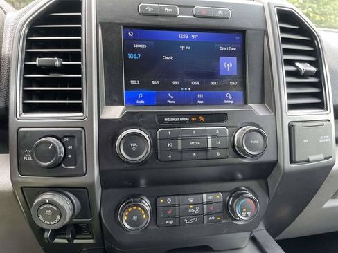 Used 2019 Ford F150 XLT w/ Equipment Group 302A Luxury AWD/4WD image 26