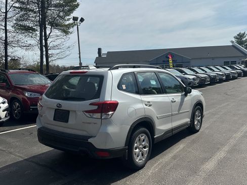 Used 2021 Subaru Forester image 5